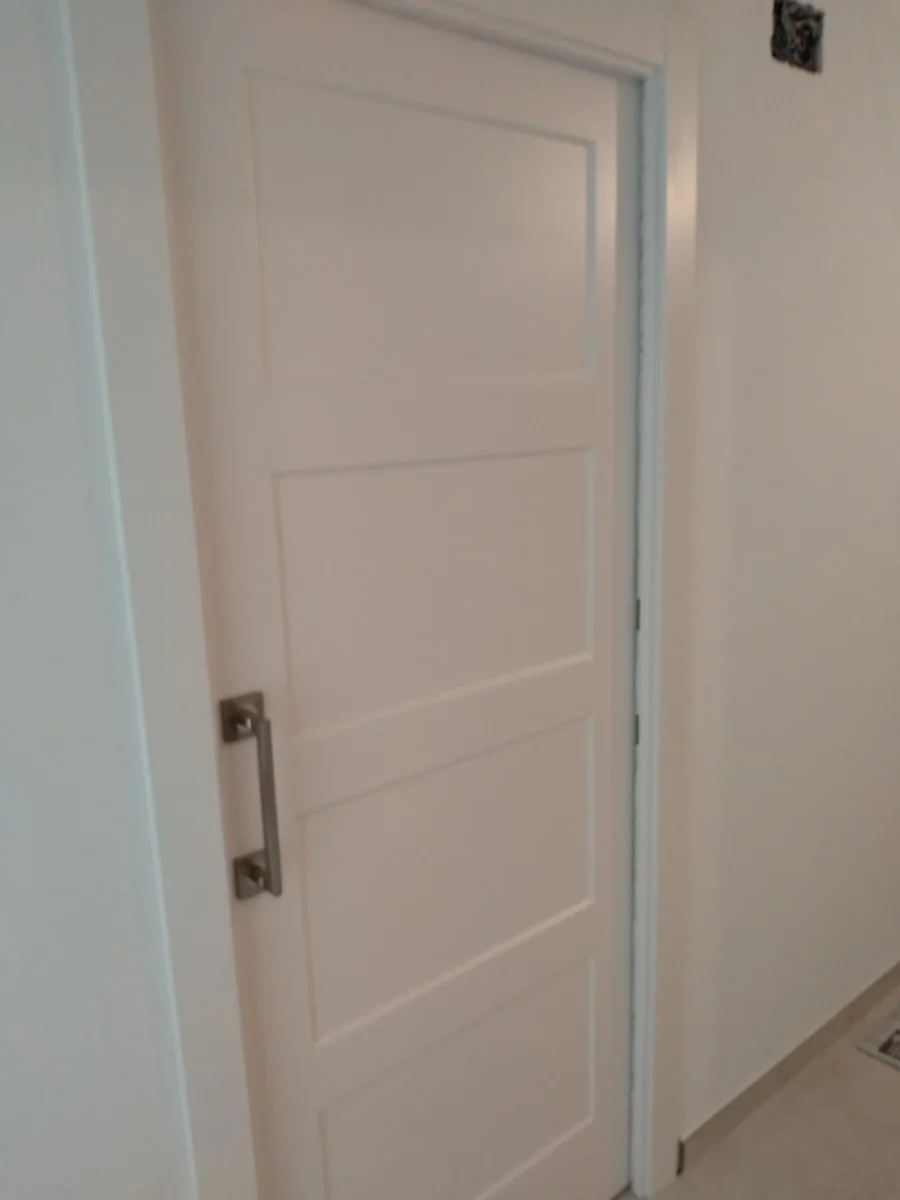 Puerta a medida 04