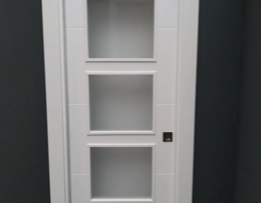 Puerta a medida 11